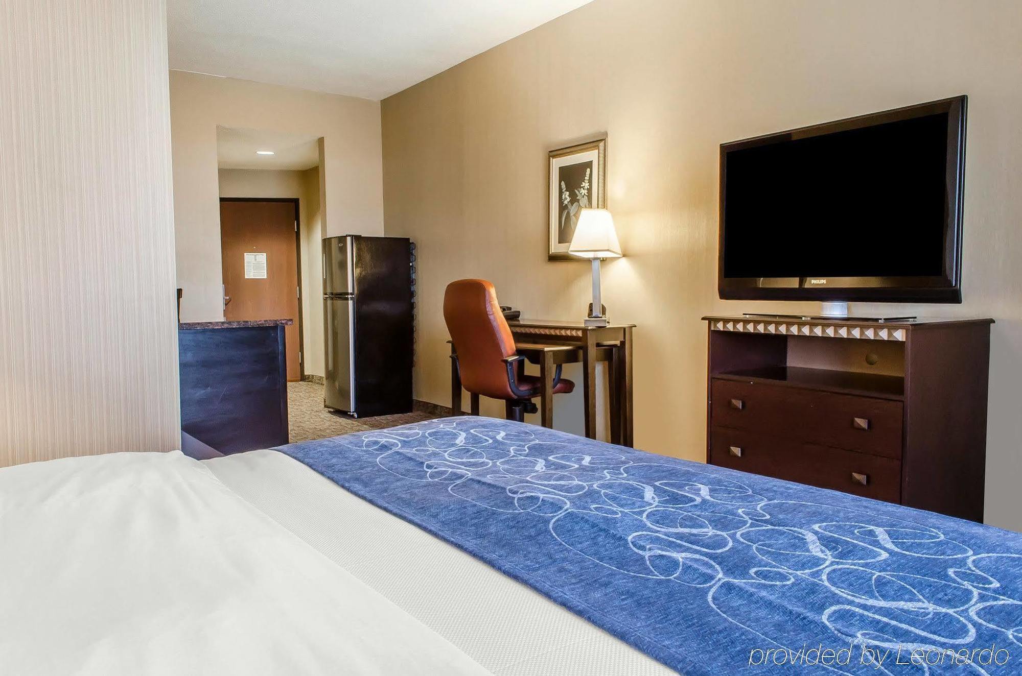 Comfort Suites Bloomsburg Exterior photo